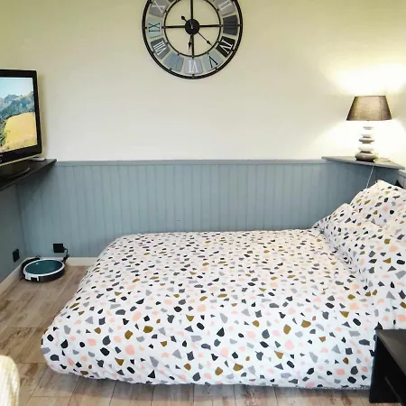 S-e-r-a-l-y 2 Égliseneuve-dʼEntraigues