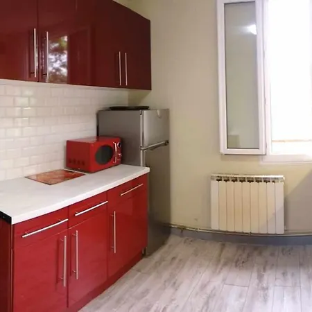 S-e-r-a-l-y 2 Égliseneuve-dʼEntraigues