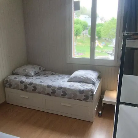 S-e-r-a-l-y 2 Apartment *